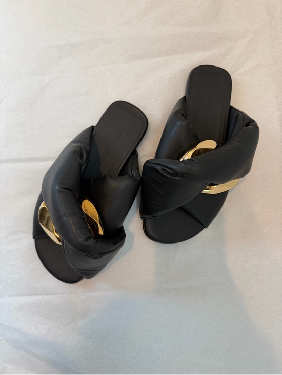 JW ANDERSON Shoes - JW ANDERSON Chain Twist Sandals – Black/Gold – EU 38